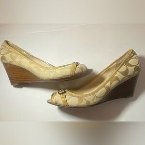 Coach Precious Peep Toe Wedges Monogram Khaki Size 6.5